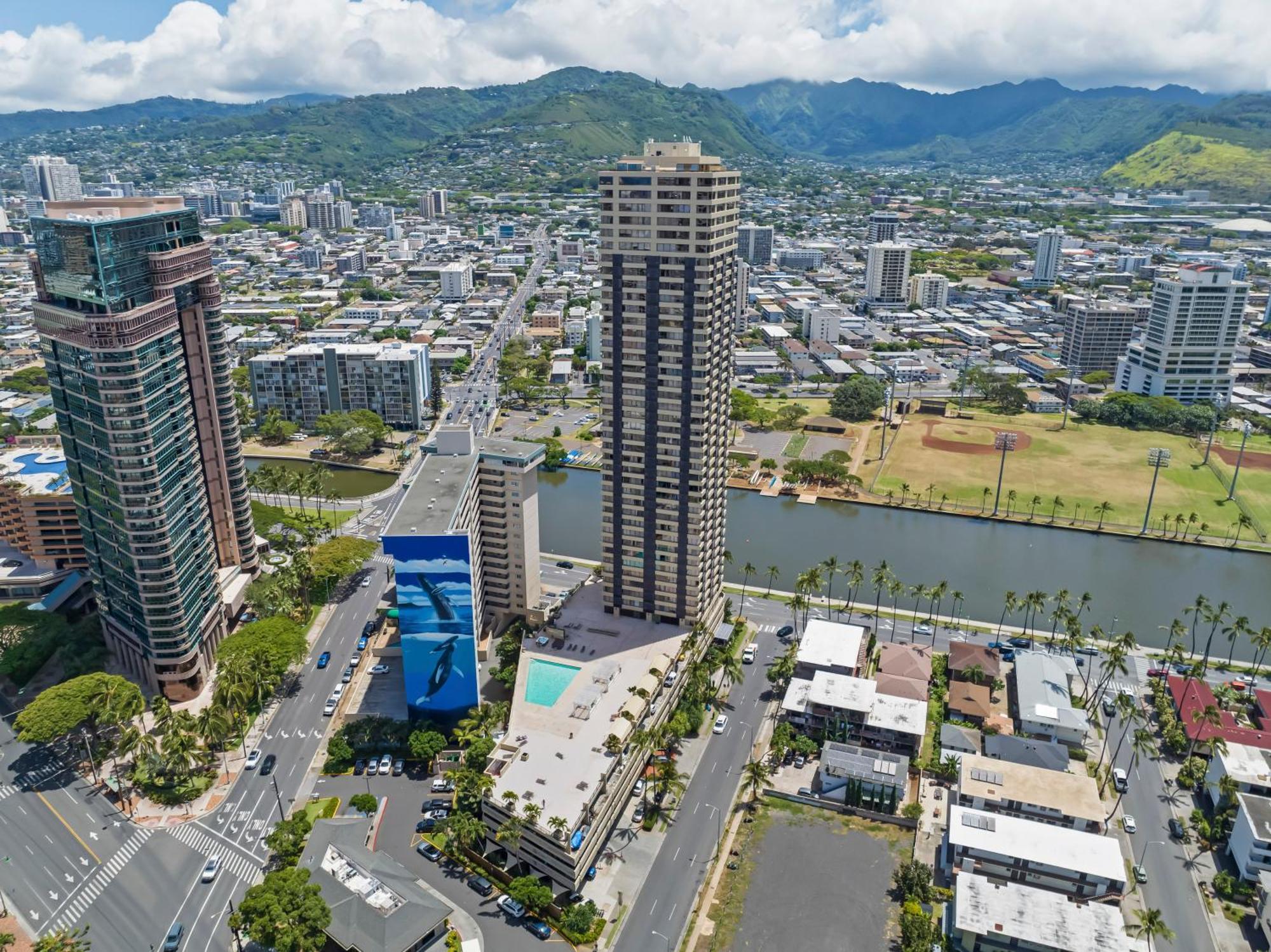 Апартаменты Hawaiian Monarch Penthouse 401 By Hawaii Ocean Club Гонолулу Экстерьер фото