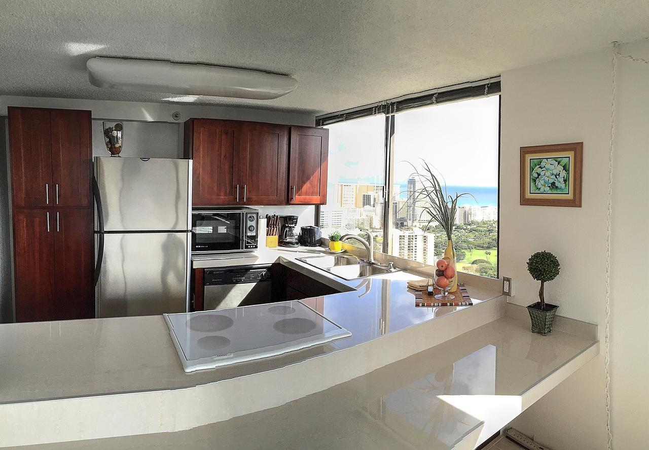 Апартаменты Hawaiian Monarch Penthouse 401 By Hawaii Ocean Club Гонолулу Экстерьер фото