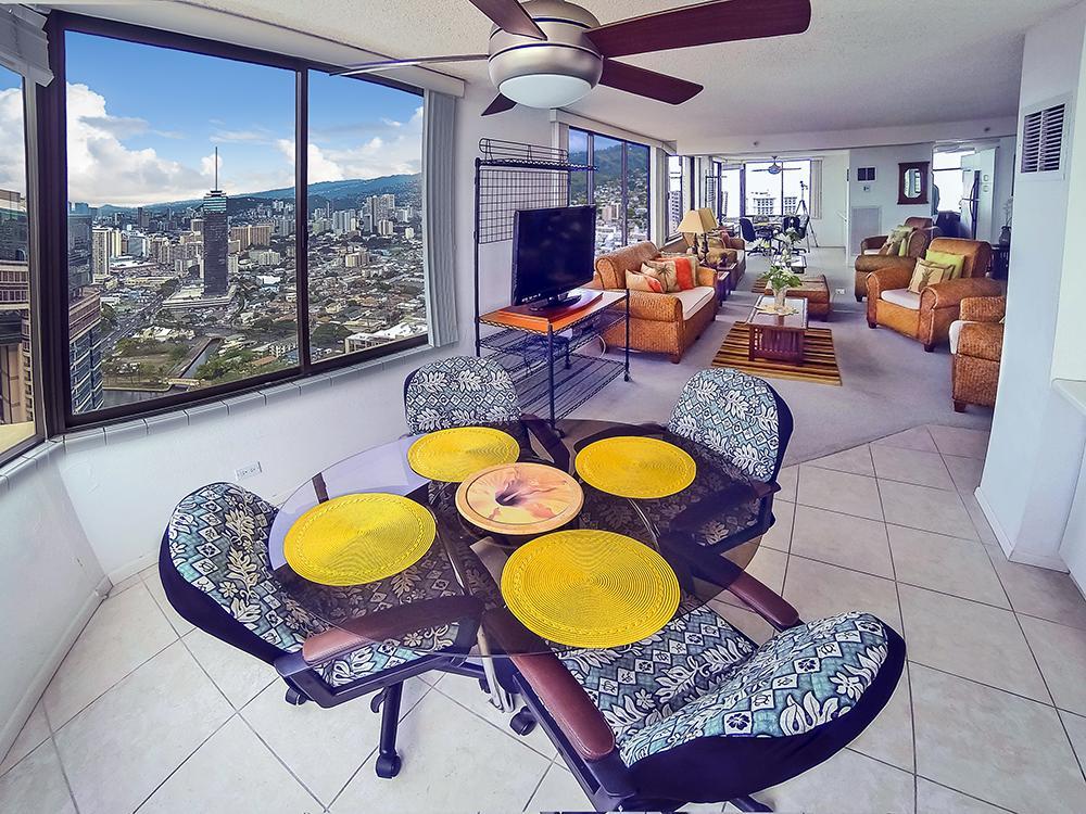 Апартаменты Hawaiian Monarch Penthouse 401 By Hawaii Ocean Club Гонолулу Экстерьер фото